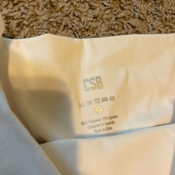 Crop shop botique 6” 🤍 white - Picture 3 of 3